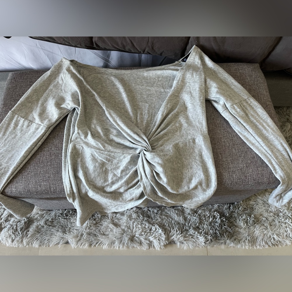 Gray long sleeve sweater